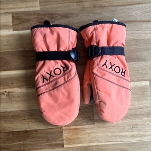 Roxy Kids Coral-Orange Snow Mittens with Black Strap